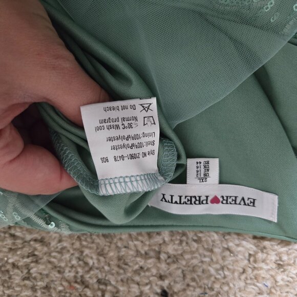 Sz 2XL (US 12) Ever Pretty Light Green Tulle Long-Sleeve Plunge Gown w Sequins - Picture 4 of 10